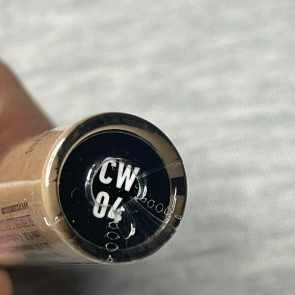 NYX Professional Makeup Hi Definition Photo Concealer Wand - Glow Biege - Picture 4 of 8